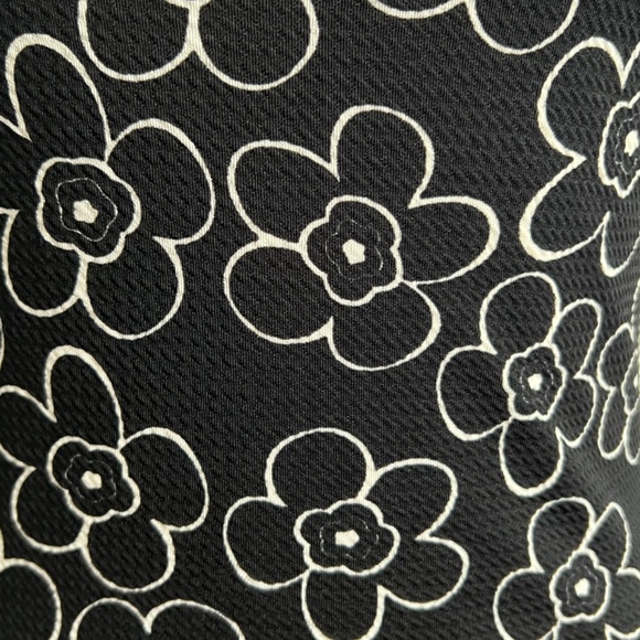 Guilty - Black and White Floral Dress - Picture 4 of 9